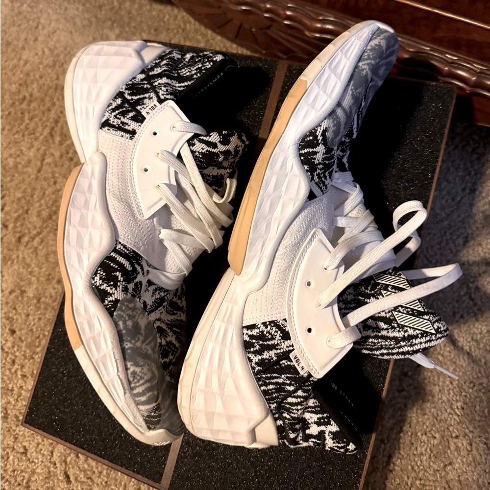 Harden Vol.4 “Oreo”